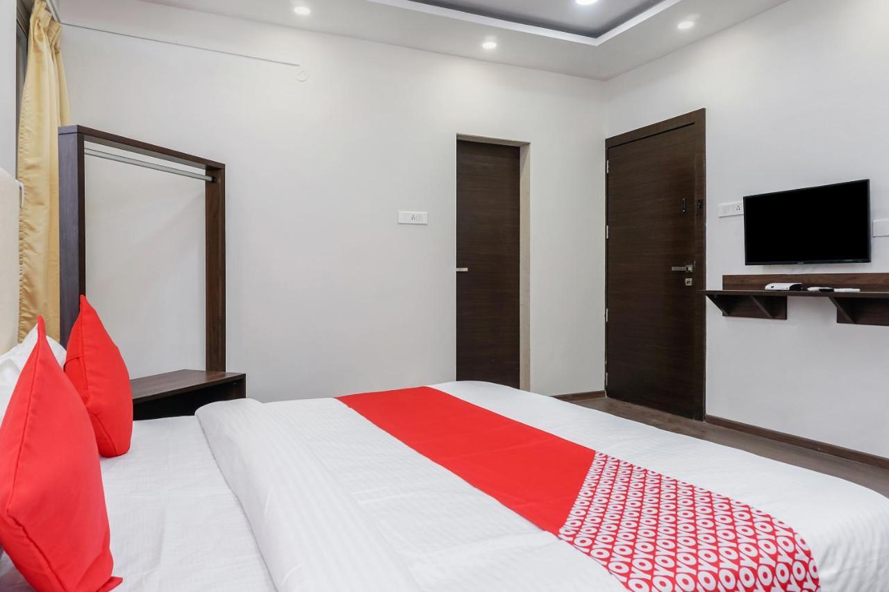 Oyo 16832 Hotel I Suite 2 Mangvadi Exterior foto